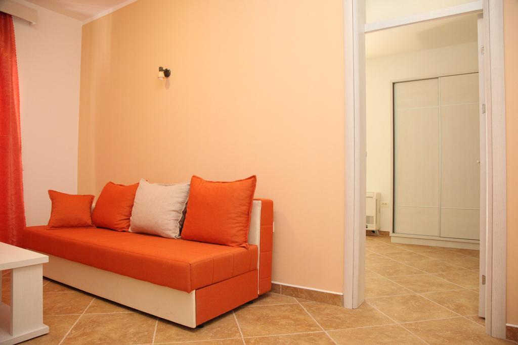 Apartments Art Ulcinj Rom bilde